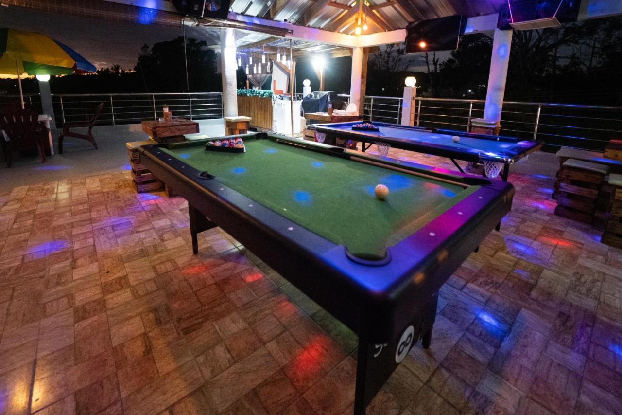 Edma Apartahotel Samana Bagian luar foto